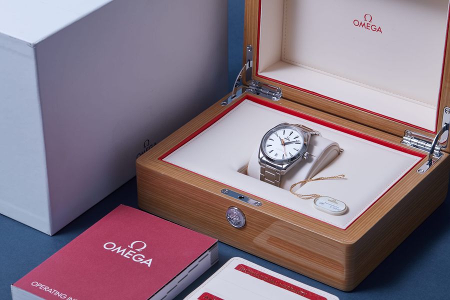 Omega Aqua Terra 150m Gents 220.10.41.21.02.001